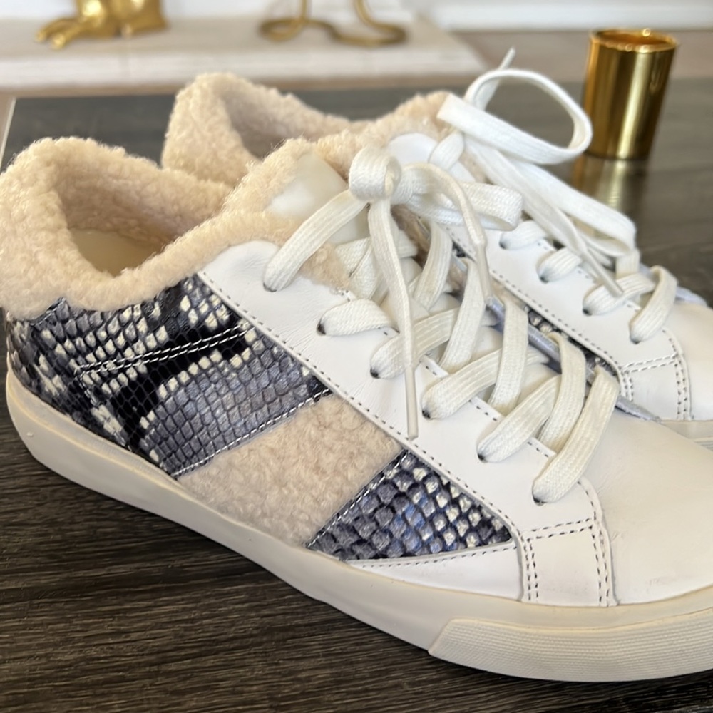 NEW Marc Fisher LTD mello leather sneakers - Picture 7 of 8